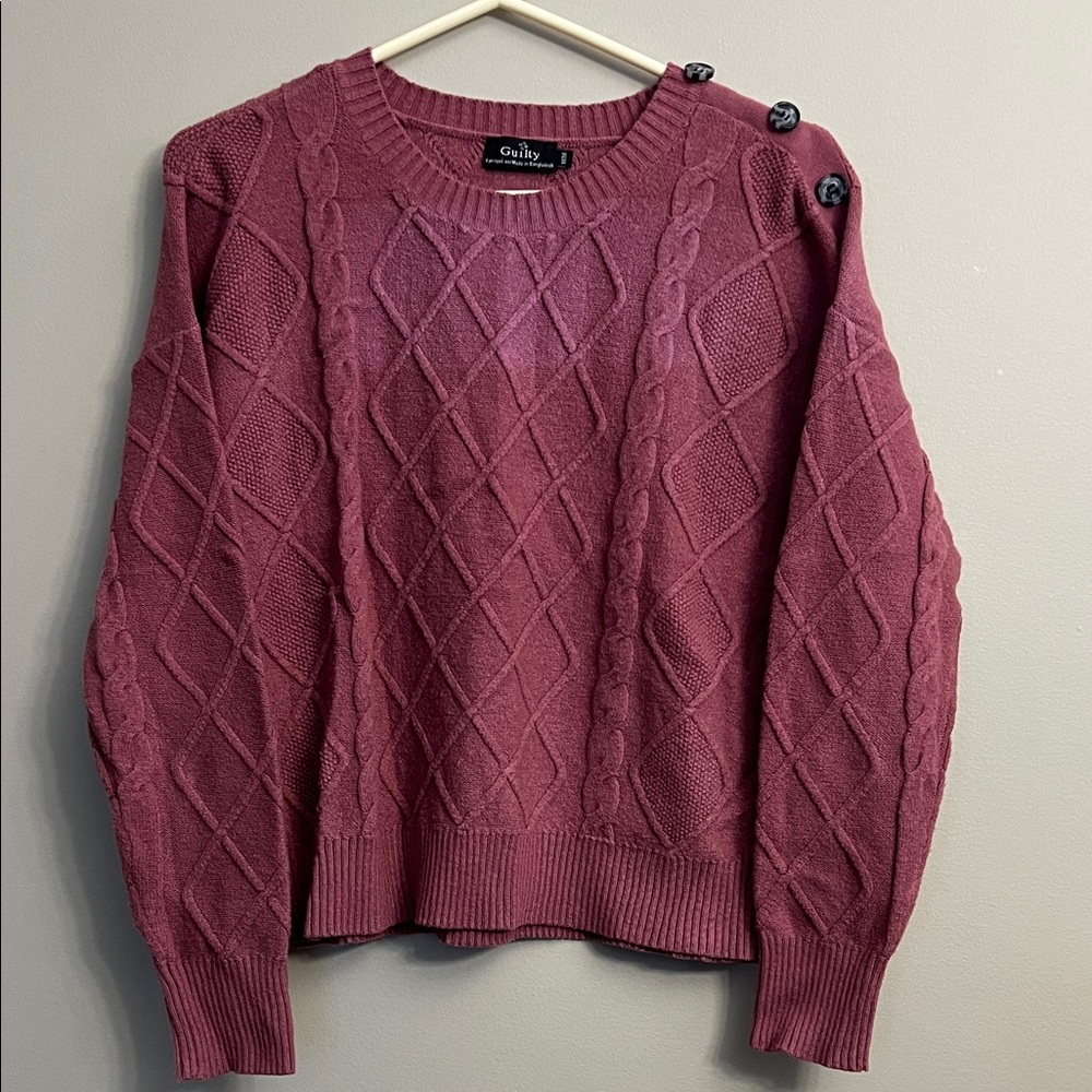 Guilty Cozy Cable Knit Sweater Size M